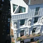 DEVIN Art Hotel