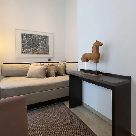 Hotel Devin Art