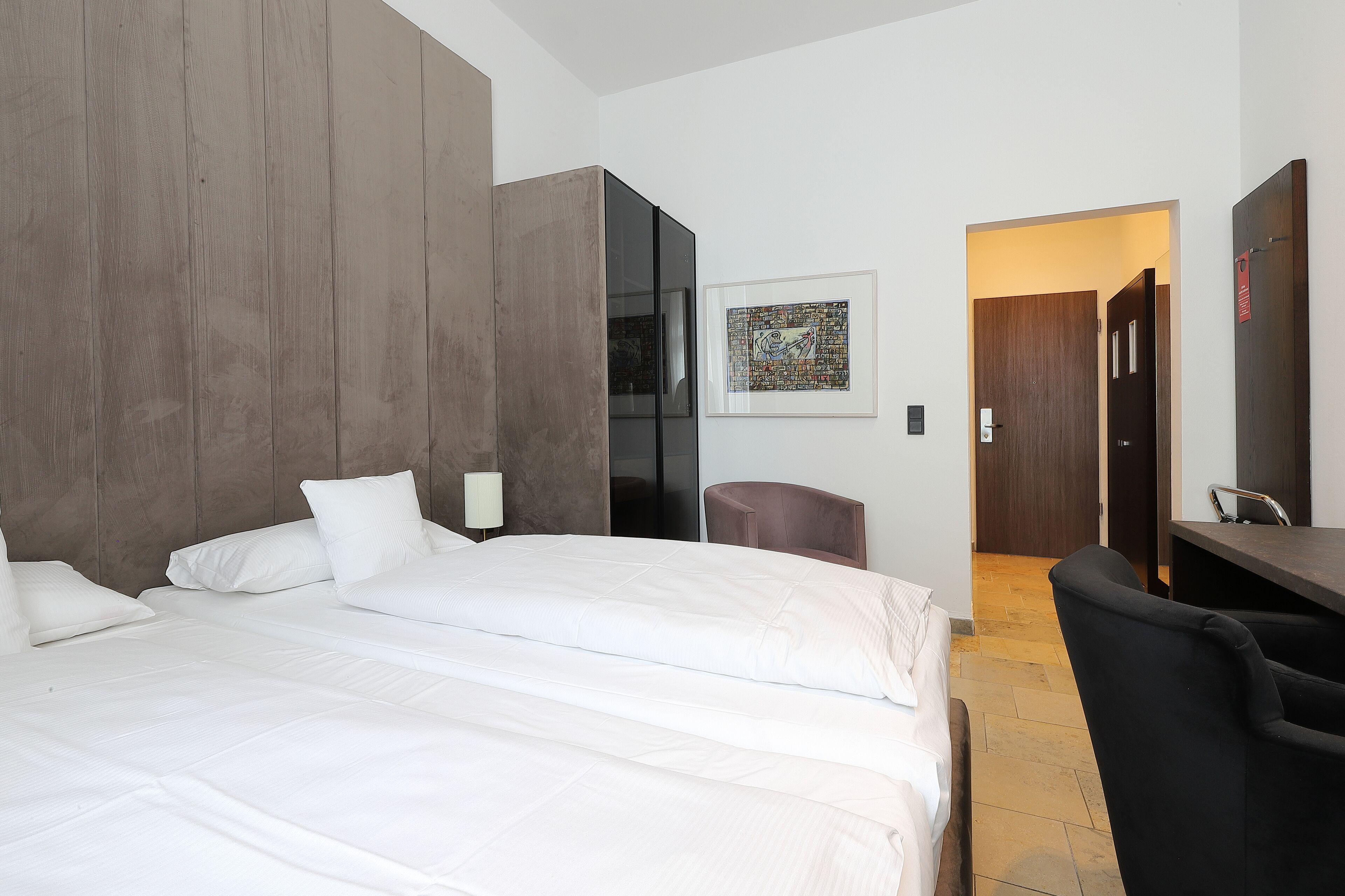 Devin Art 4* Düsseldorf